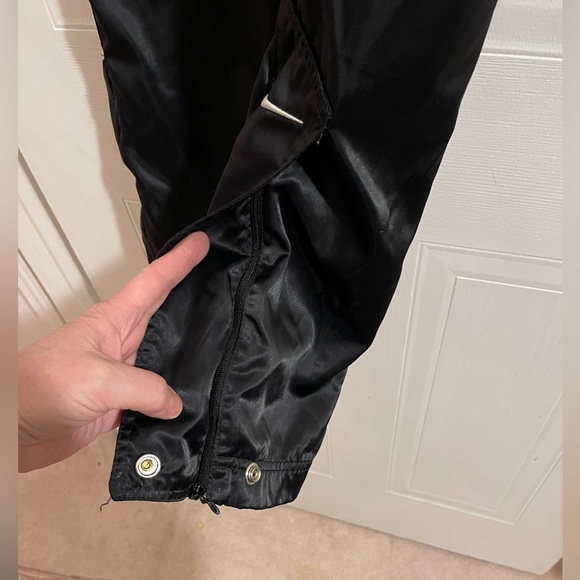 Nike Silk Track pants - Picture 4 of 4